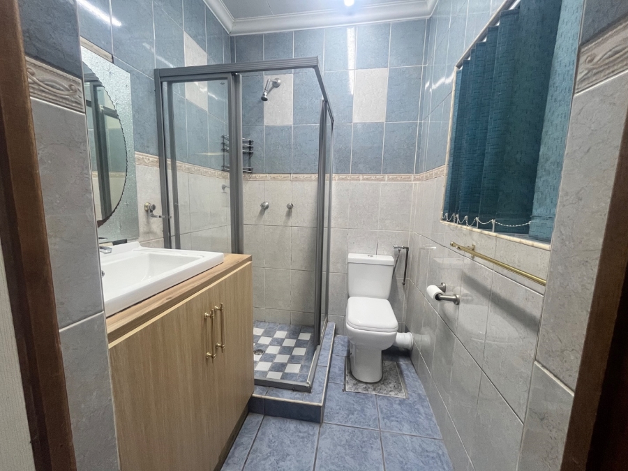 To Let 1 Bedroom Property for Rent in Groeneweide Park Western Cape